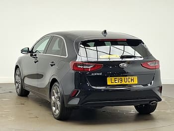Used Kia Ceed 2019 for sale - 79743179: Photo
