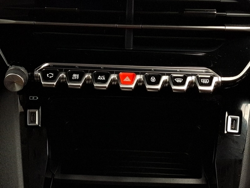 Used Peugeot 208 2023 for sale - 76478622: Photo 15