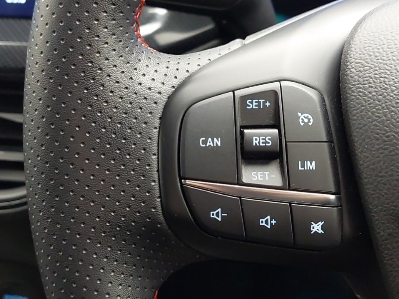 Used Ford Focus 2022 for sale - 77201945: Photo 18