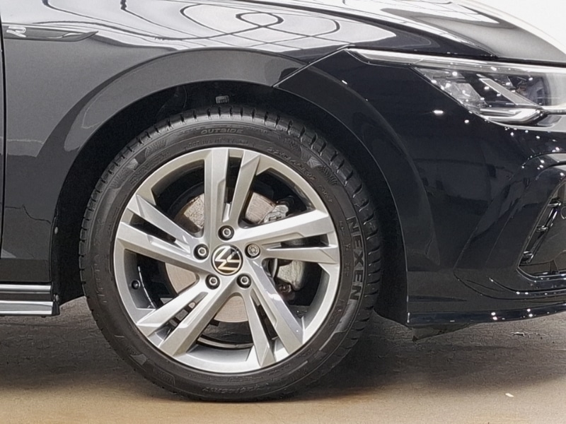 Used Volkswagen Golf 2023 for sale - 76628725: Photo 9