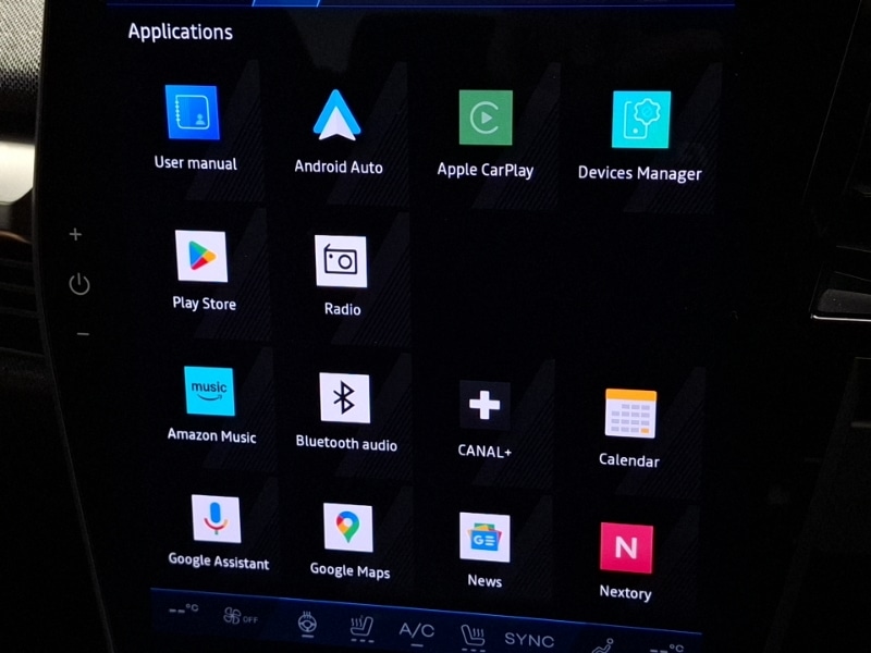 Used Renault Scenic E-Tech 2024 for sale - 76707725: Photo 15