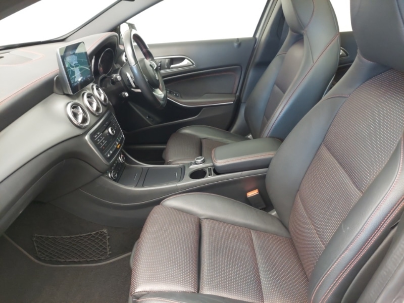 Used Mercedes-Benz GLA 2017 for sale - 77947460: Photo 5