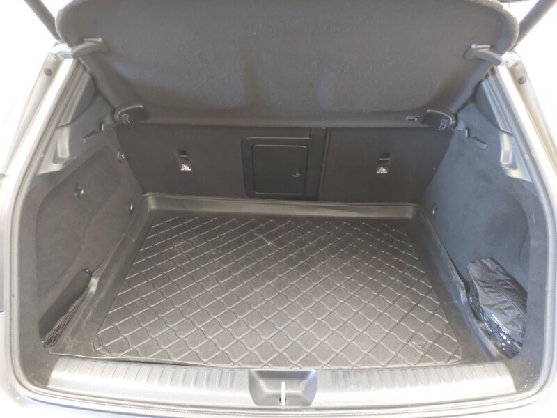 Used Mercedes-Benz GLA 2017 for sale - 77947460: Photo 8