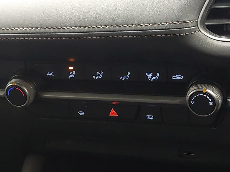 Used Mazda Mazda3 2019 for sale - 76493176: Photo 14