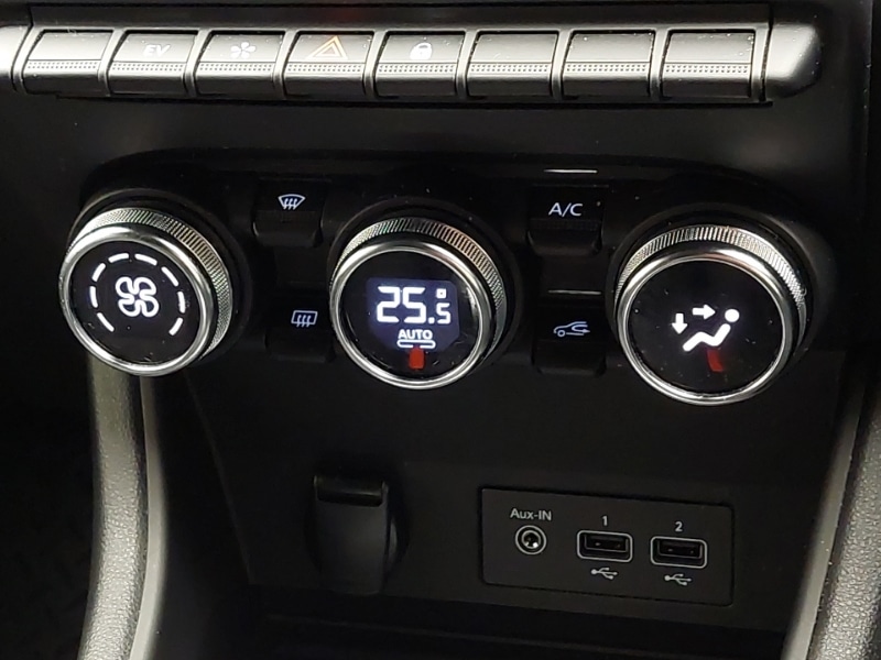 Used Renault Captur 2022 for sale - 76630598: Photo 15