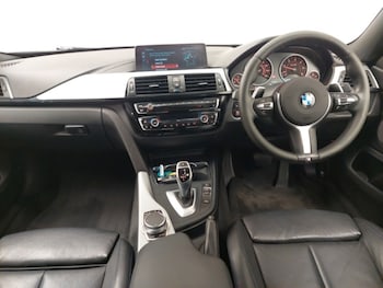 Used BMW 4 Series 2017 for sale - 76160502: Photo 2
