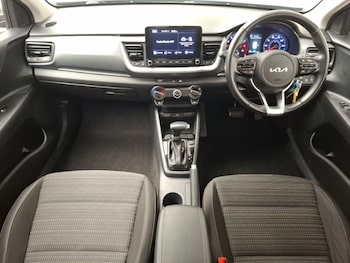 Used Kia Stonic 2023 for sale - 76506908: Photo