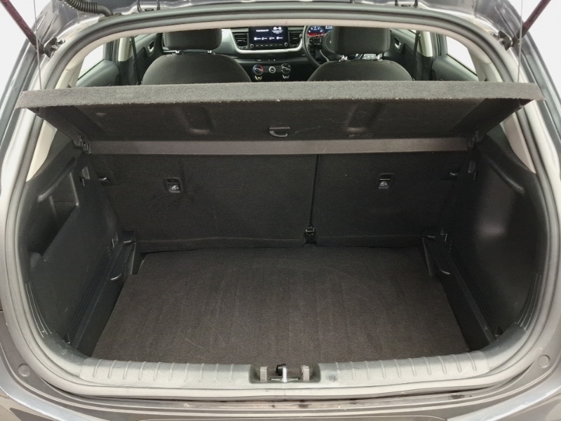 Used Kia Stonic 2023 for sale - 76506908: Photo 8