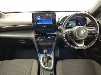 Used Toyota Yaris Cross 2023 for sale - 79675174: Photo