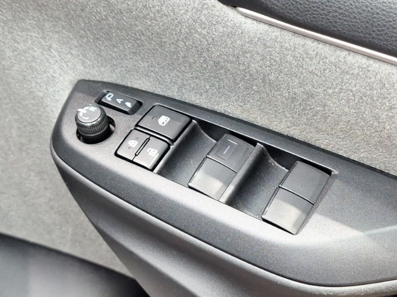 Used Toyota Yaris 2021 for sale - 77698571: Photo 17