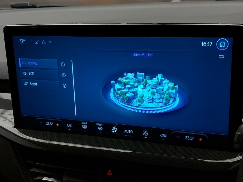 Used Ford Focus 2023 for sale - 76369654: Photo 16