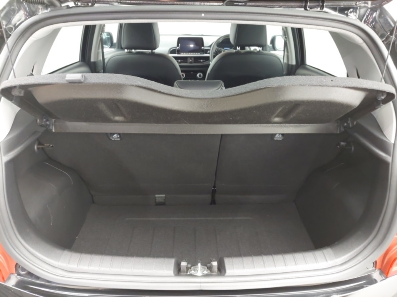 Used Kia Picanto 2024 for sale - 76103352: Photo 8