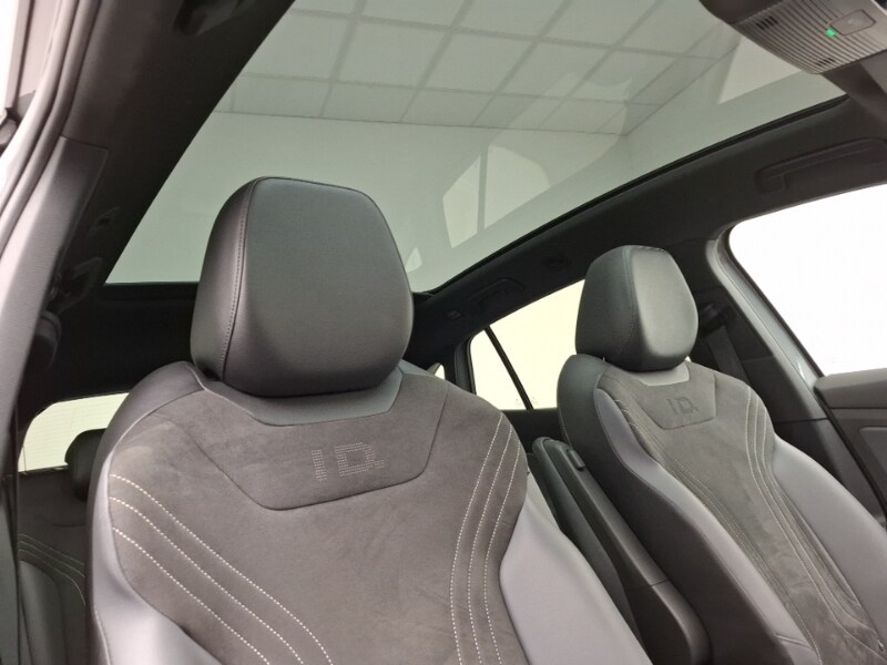 Used Volkswagen ID.5 2023 for sale - 77815307: Photo 15