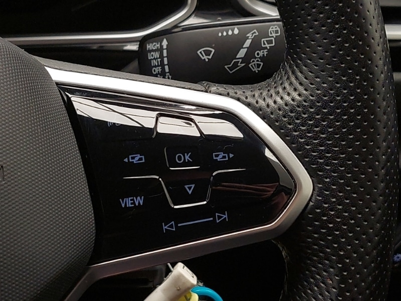 Used Volkswagen T-Roc 2022 for sale - 76383921: Photo 19