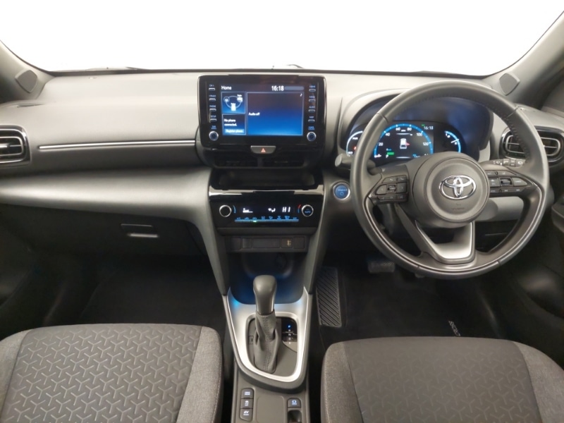 Used Toyota Yaris Cross 2022 for sale - 77090351: Photo 2