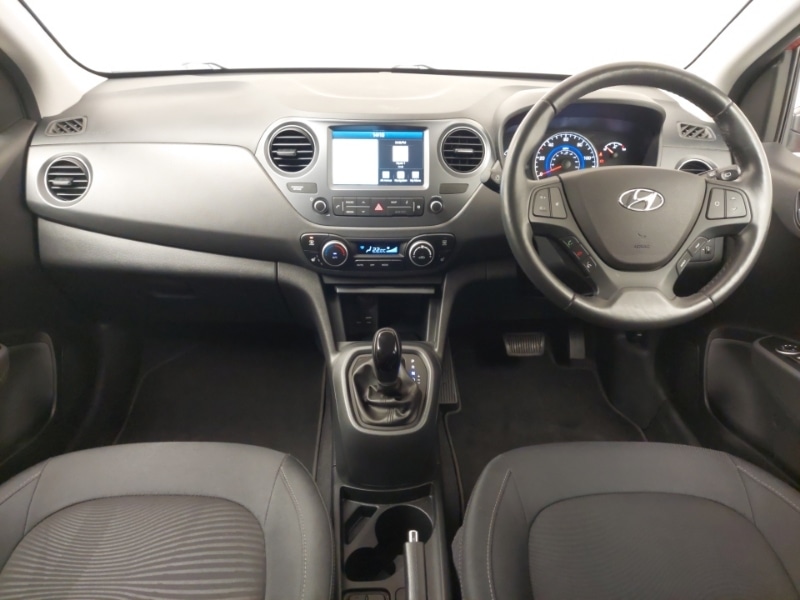 Used Hyundai i10 2019 for sale - 76165966: Photo 2