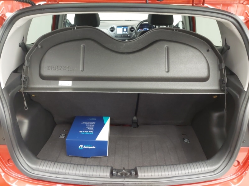 Used Hyundai i10 2019 for sale - 76165966: Photo 8