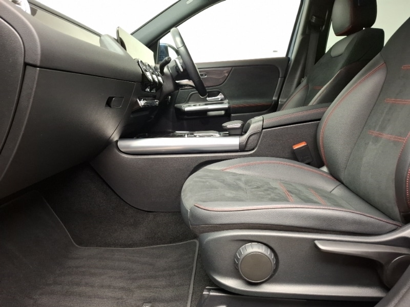 Used Mercedes-Benz GLA 2023 for sale - 76450737: Photo 5