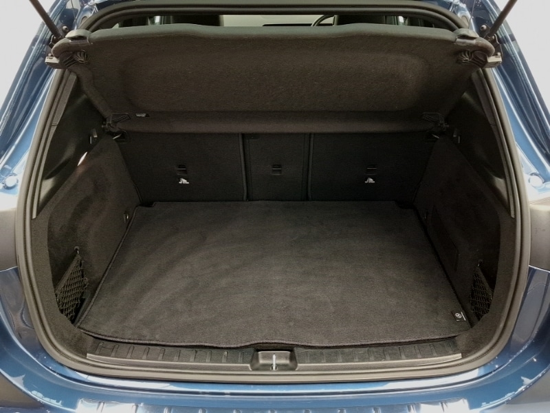 Used Mercedes-Benz GLA 2023 for sale - 76450737: Photo 8