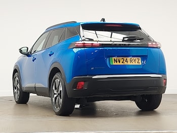 Used Peugeot 2008 2024 for sale - 76487895: Photo