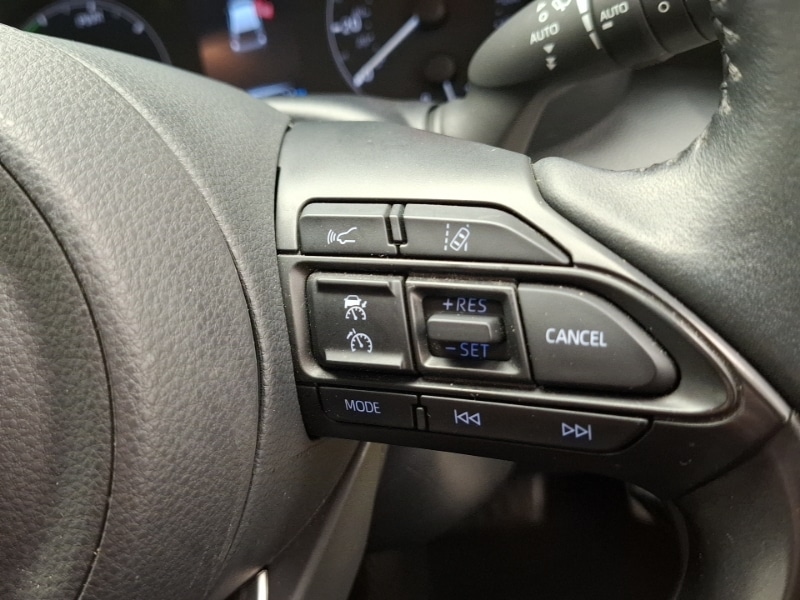 Used Toyota Yaris 2023 for sale - 77049398: Photo 18