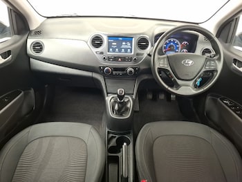 Used Hyundai i10 2019 for sale - 78369263: Photo
