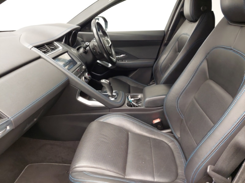 Used Jaguar E-Pace 2019 for sale - 76644089: Photo 5