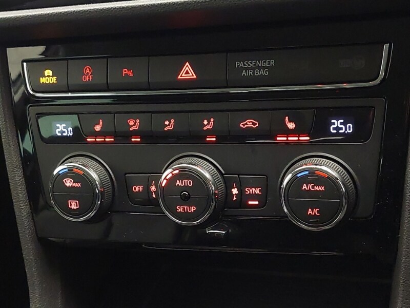 Used SEAT Leon 2019 for sale - 77815315: Photo 14