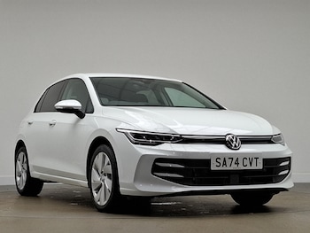 Used Volkswagen Golf 2024 for sale - 76475543: Photo