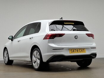 Used Volkswagen Golf 2024 for sale - 76475543: Photo