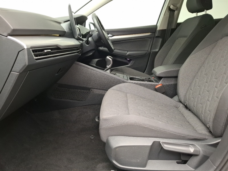 Used Volkswagen Golf 2024 for sale - 76475543: Photo 5