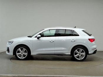 Used Audi Q3 2025 for sale - 79153357: Photo