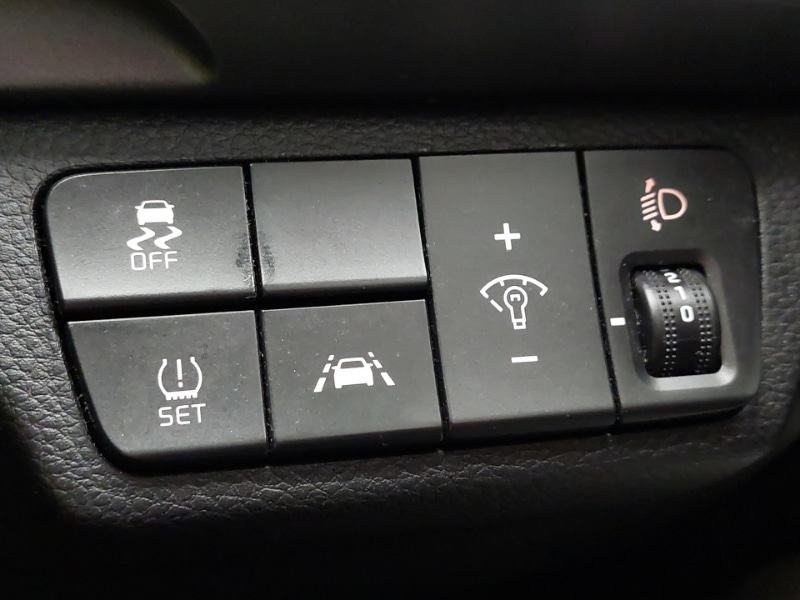 Used Kia Stonic 2019 for sale - 76795281: Photo 16