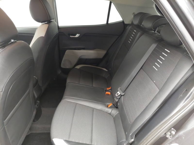 Used Kia Stonic 2019 for sale - 76795281: Photo 6