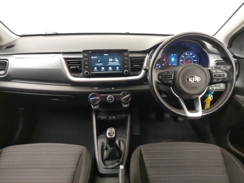 Used Kia Stonic 2018 for sale - 77265249: Photo 2