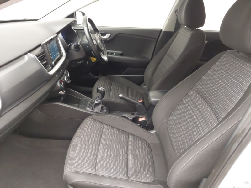 Used Kia Stonic 2018 for sale - 77265249: Photo 5