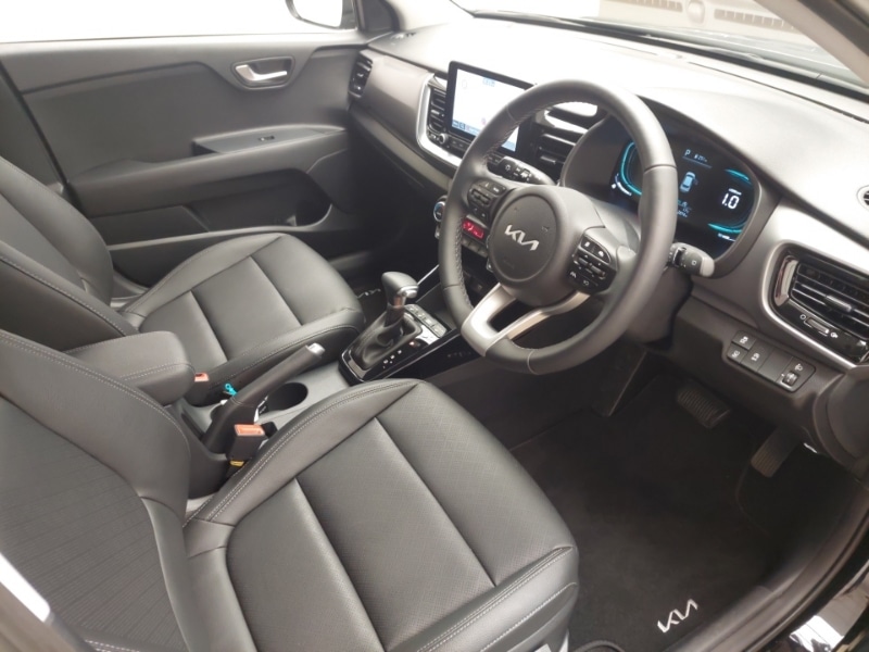 Used Kia Stonic 2025 for sale - 76515252: Photo 13