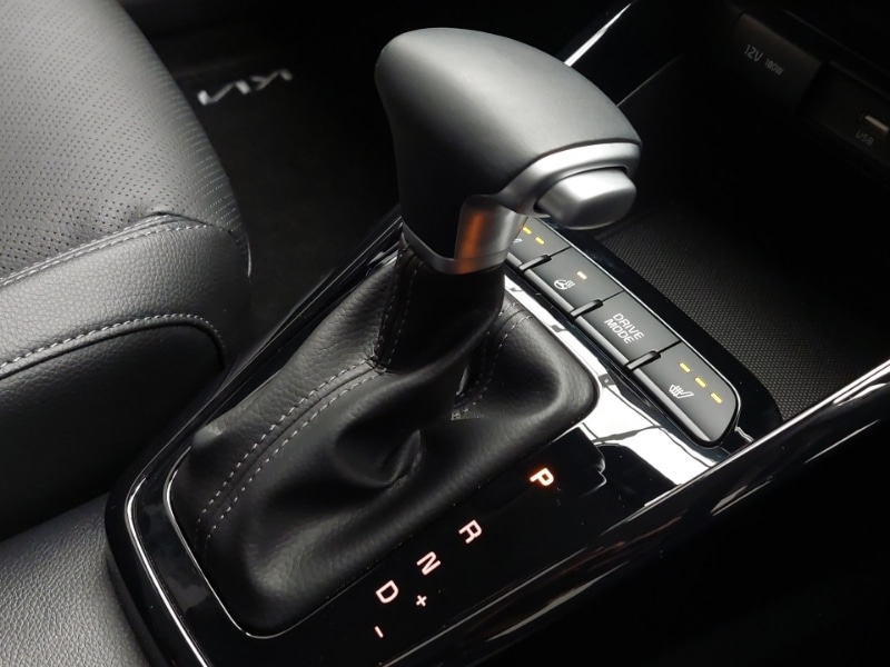 Used Kia Stonic 2025 for sale - 76515252: Photo 16