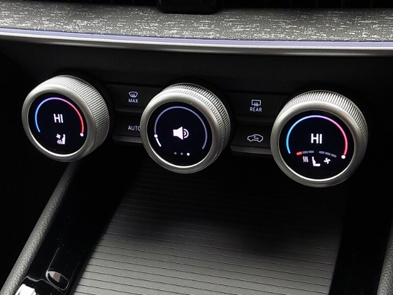 Used Skoda Superb 2024 for sale - 77272789: Photo 16