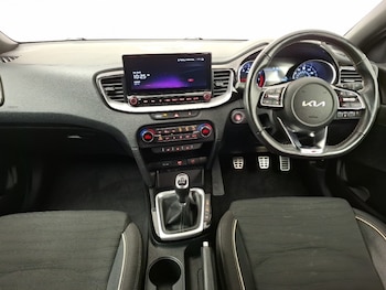 Used Kia Ceed 2023 for sale - 78046330: Photo