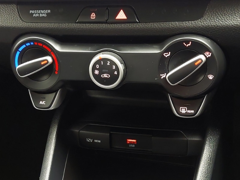 Used Kia Stonic 2022 for sale - 76707731: Photo 15