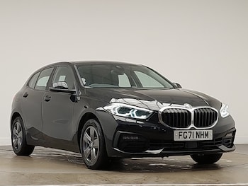 2021 - 118d SE 5dr