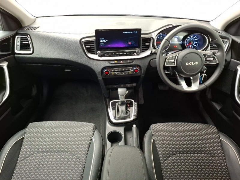 Used Kia XCeed 2025 for sale - 77852170: Photo 2