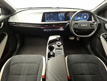 Used Kia EV6 2023 for sale - 76478630: Photo