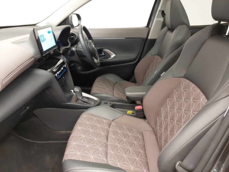 Used Toyota Yaris Cross 2023 for sale - 76815729: Photo 5