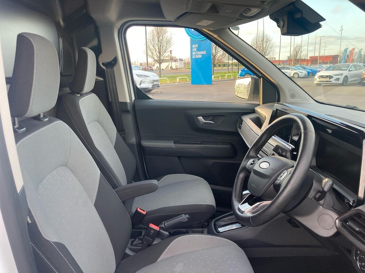 Used Ford Transit Courier 2024 for sale - 78194579: Photo 18