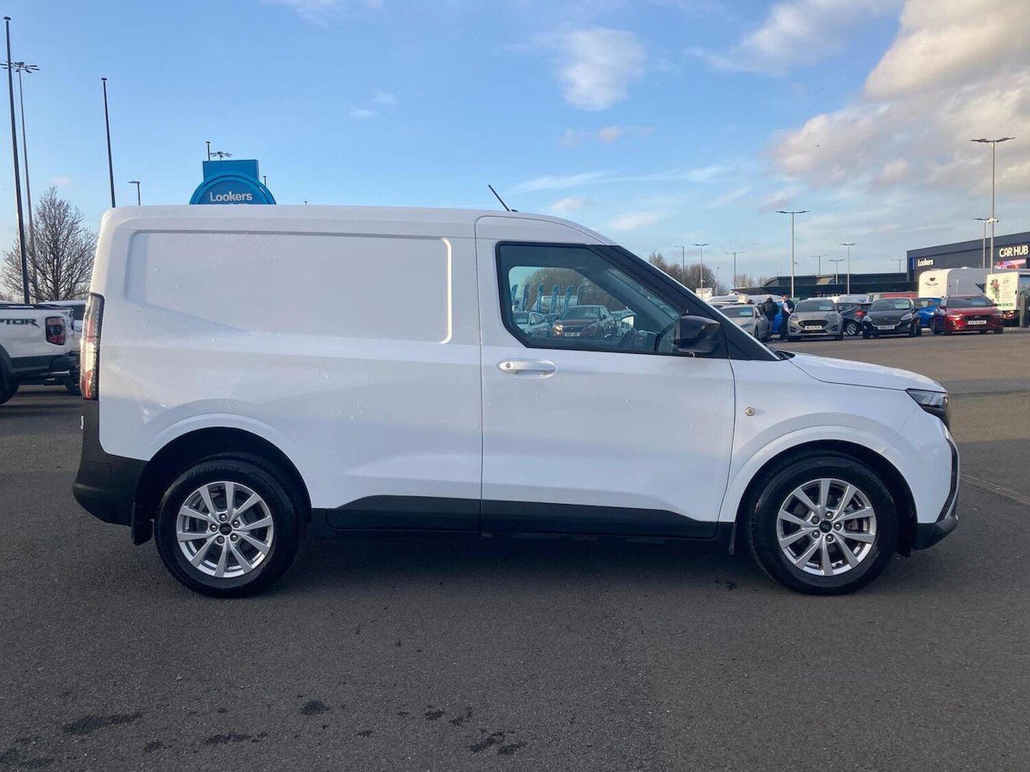 Used Ford Transit Courier 2024 for sale - 78194579: Photo 20