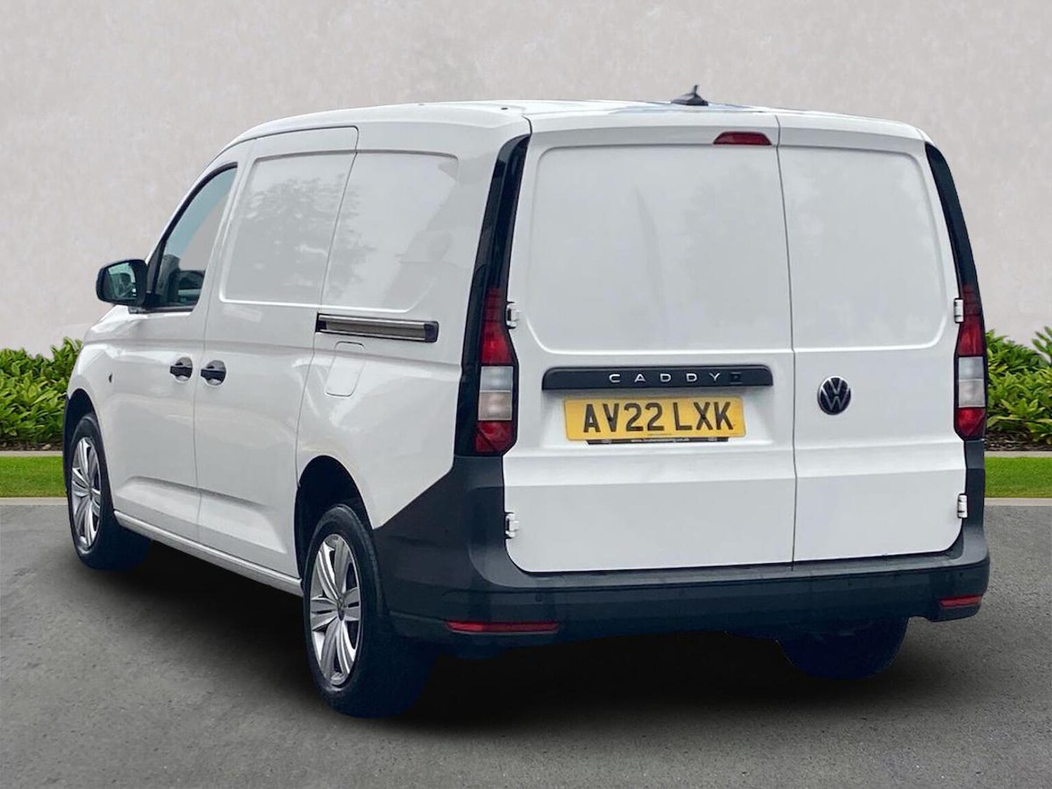 Used Volkswagen Caddy Maxi 2022 for sale - 76212055: Photo 2