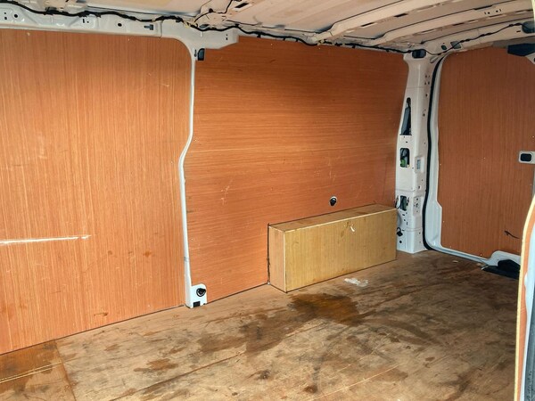 Used Ford Transit Custom 2024 for sale - 75436656: Photo 17