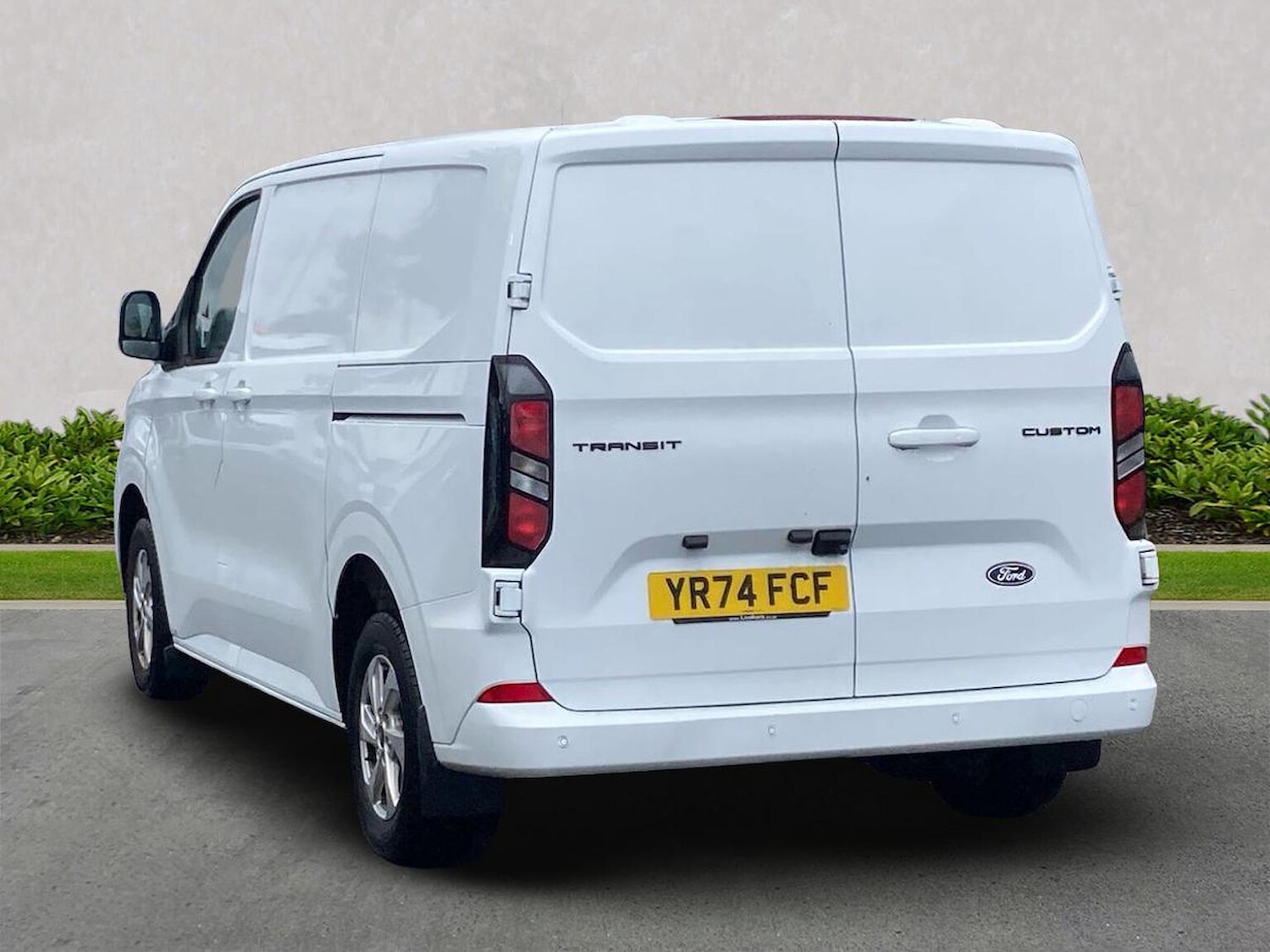 Used Ford Transit Custom 2024 for sale - 76164987: Photo 2